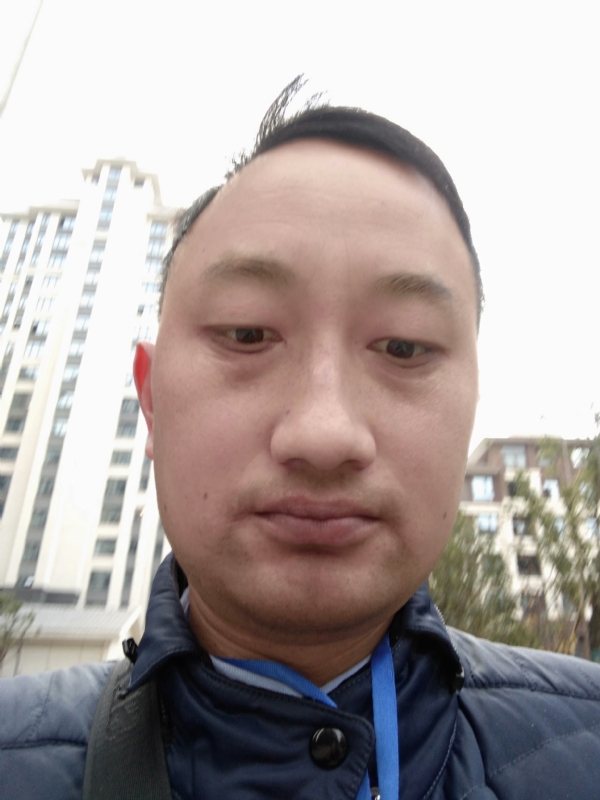 老男人的第一张照片--襄阳残疾人相亲网