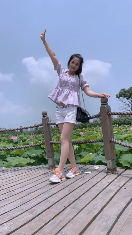 秋水伊人的第二张照片--襄阳残疾人相亲网